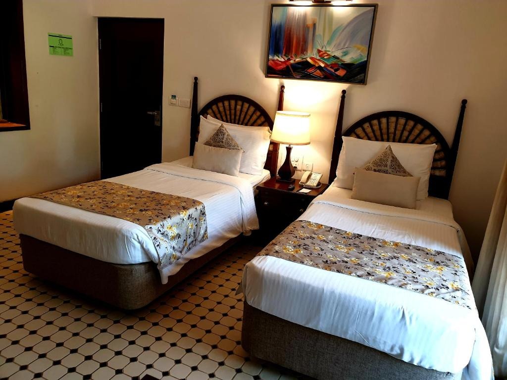 هتلد نووتل دونا سیلویا